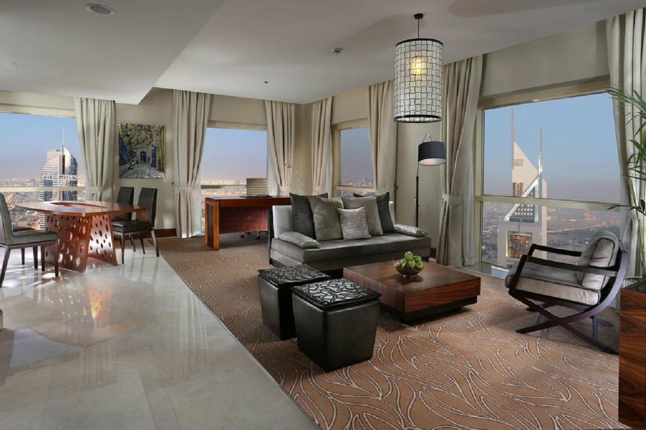 The Tower Plaza Hotel Dubai Dış mekan fotoğraf